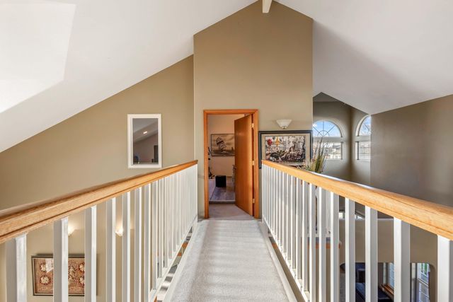 221 SW Meadow Lakes Drive, Prineville, OR 97754