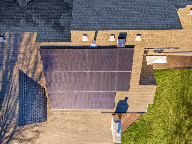 221 SW Meadow Lakes Drive, Prineville, OR 97754