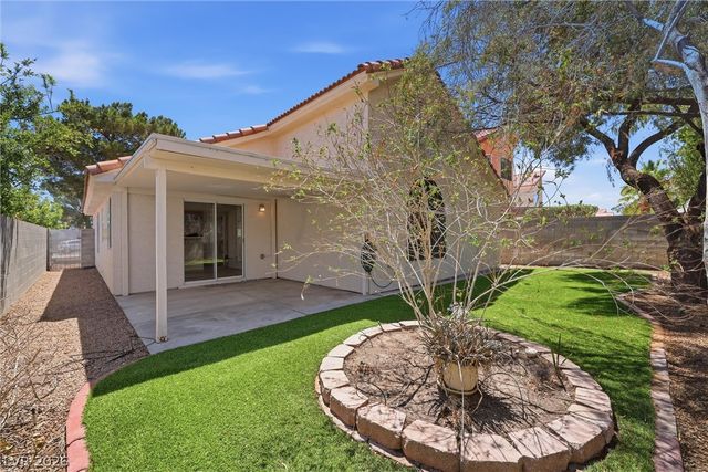 1221 Rainbow Meadows Drive, Las Vegas, NV 89128