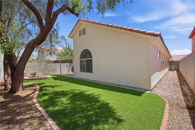 1221 Rainbow Meadows Drive, Las Vegas, NV 89128