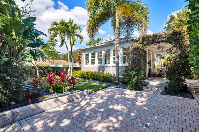 859 Sunset Road, West Palm Beach, FL 33401