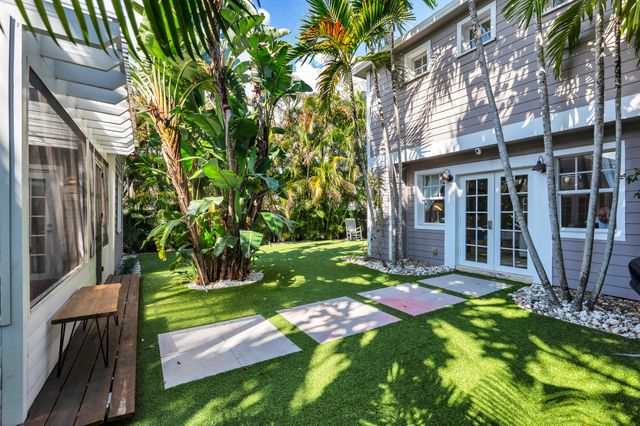 859 Sunset Road, West Palm Beach, FL 33401