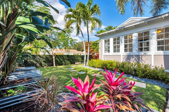 859 Sunset Road, West Palm Beach, FL 33401