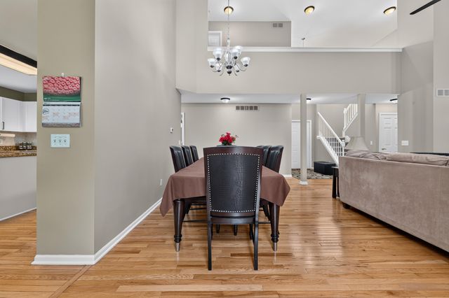 24381 Elmhurst Avenue, Farmington Hills, MI 48336