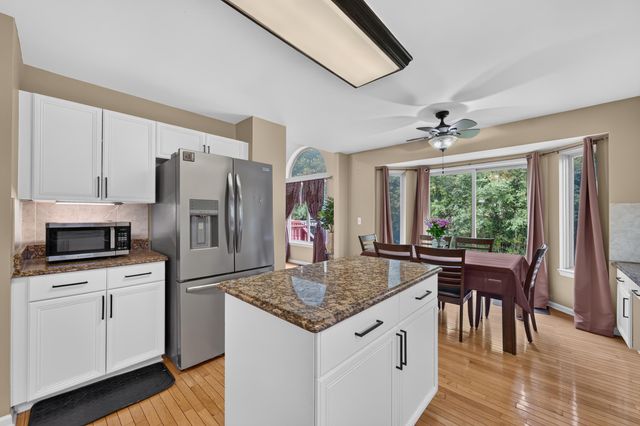 24381 Elmhurst Avenue, Farmington Hills, MI 48336