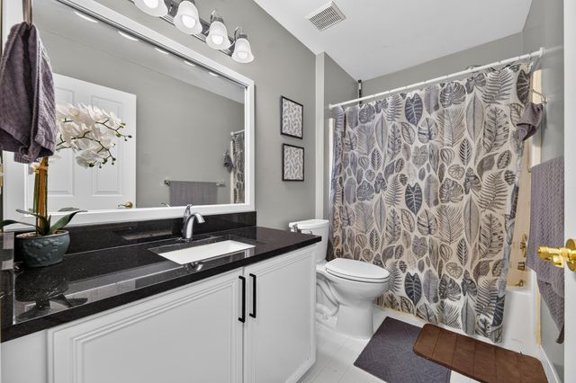 24381 Elmhurst Avenue, Farmington Hills, MI 48336