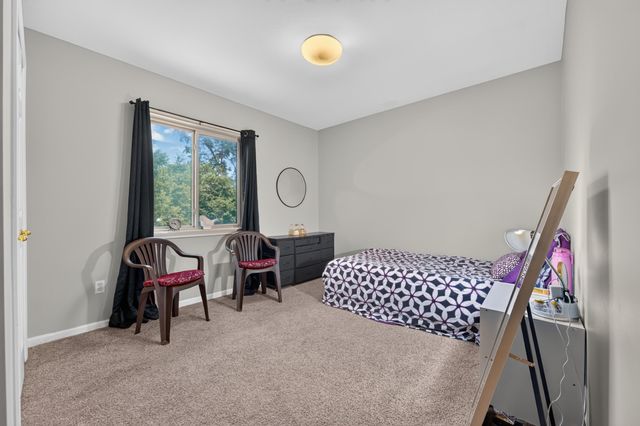 24381 Elmhurst Avenue, Farmington Hills, MI 48336