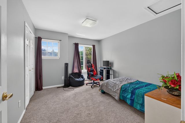 24381 Elmhurst Avenue, Farmington Hills, MI 48336
