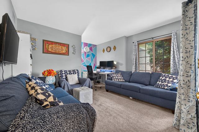 24381 Elmhurst Avenue, Farmington Hills, MI 48336