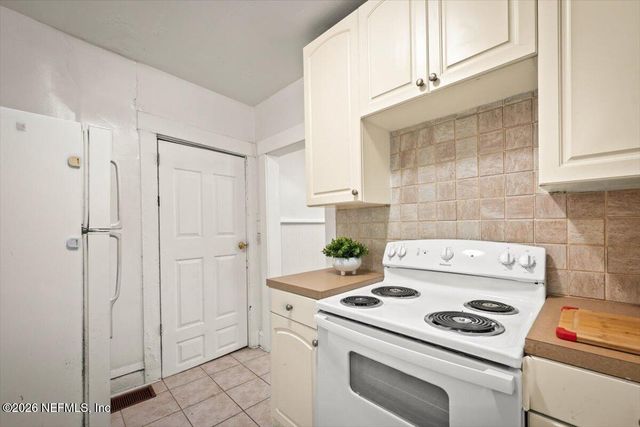 1623 MINERVA Avenue, Jacksonville, FL 32207