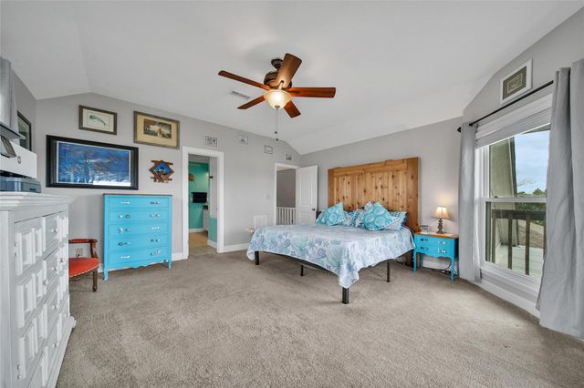 415 Narcissus Road, Clear Lake Shores, TX 77565