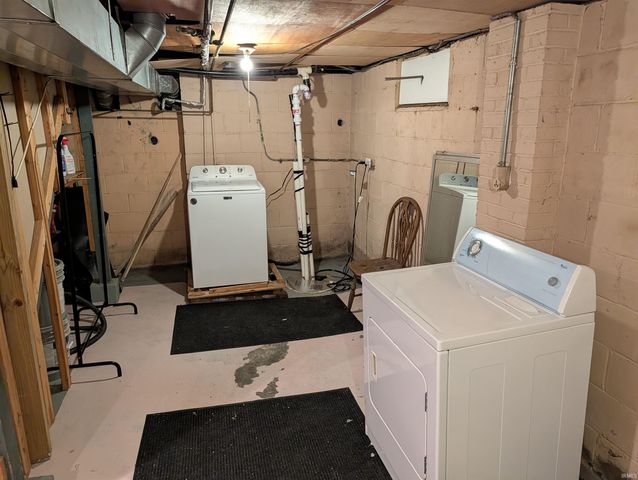 54213 Terrace Lane, South Bend, IN 46635