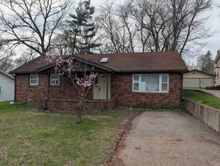 54213 Terrace Lane, South Bend, IN 46635