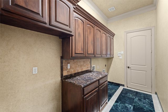 1206 Genesis Drive, Mansfield, TX 76063