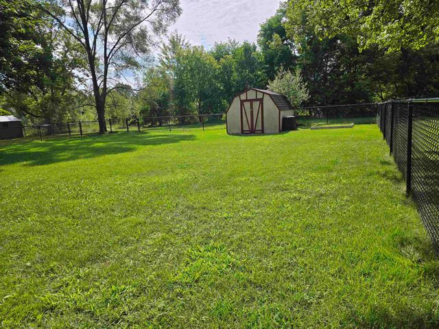 5189 Old Cove Road, Clarkston, MI 48346
