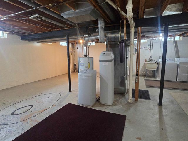 5189 Old Cove Road, Clarkston, MI 48346