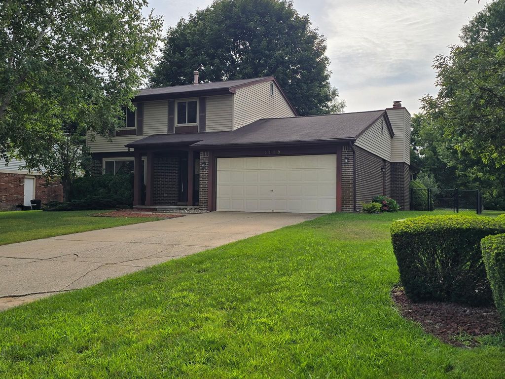 5189 Old Cove Road, Clarkston, MI 48346