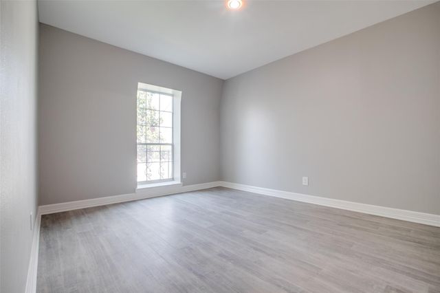 9025 Rue Cambon Street 66, Houston, TX 77074