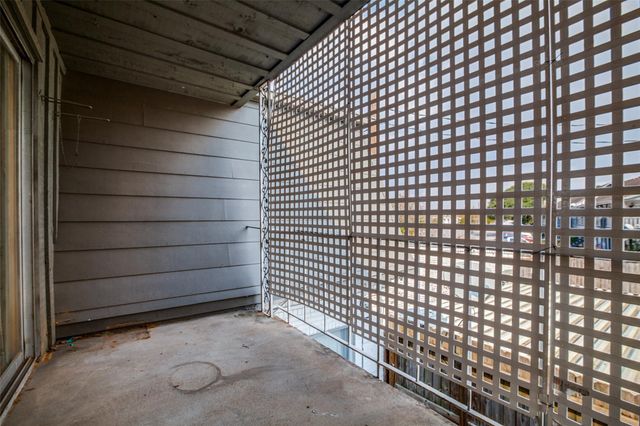 9025 Rue Cambon Street 66, Houston, TX 77074