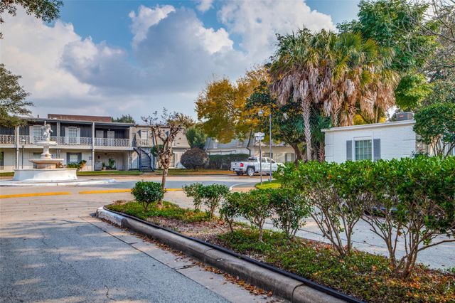 9025 Rue Cambon Street 66, Houston, TX 77074