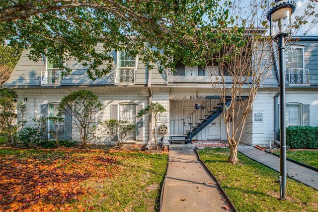 9025 Rue Cambon Street 66, Houston, TX 77074