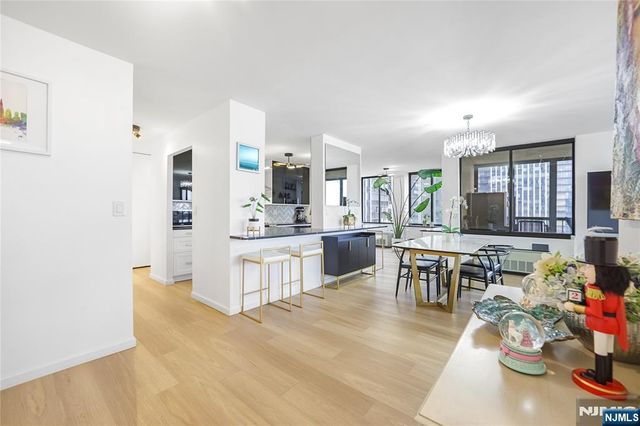 200 Winston 1008, Cliffside Park, NJ 07010