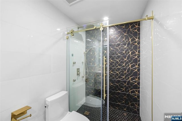 200 Winston 1008, Cliffside Park, NJ 07010