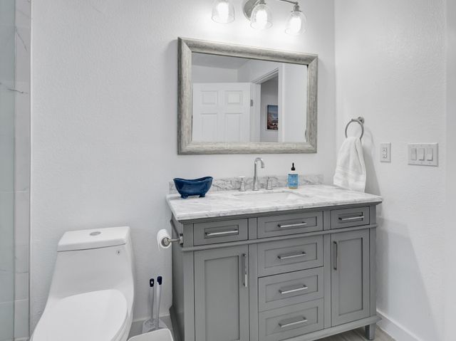 204 Kenny Drive, West Tawakoni, TX 75474