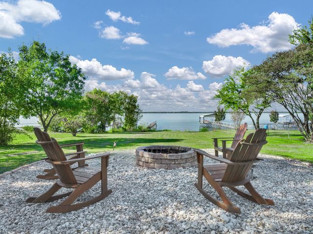 204 Kenny Drive, West Tawakoni, TX 75474