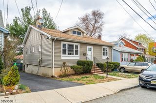 7 Park Dr, West Orange Twp., NJ 07052
