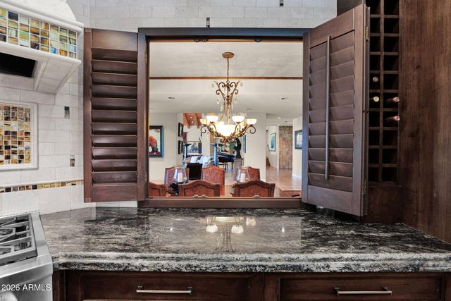 8129 N 54TH Street N, Paradise Valley, AZ 85253