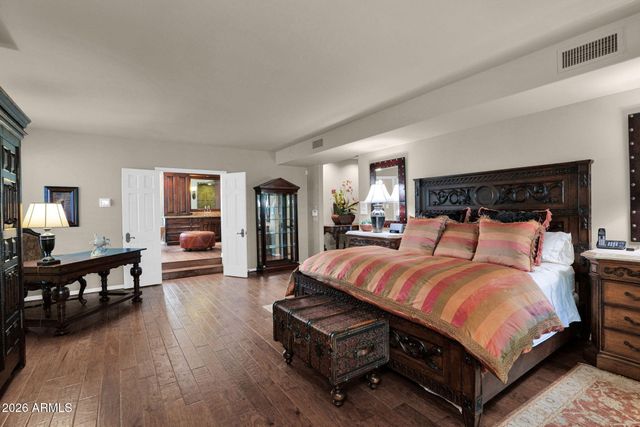 8129 N 54TH Street N, Paradise Valley, AZ 85253