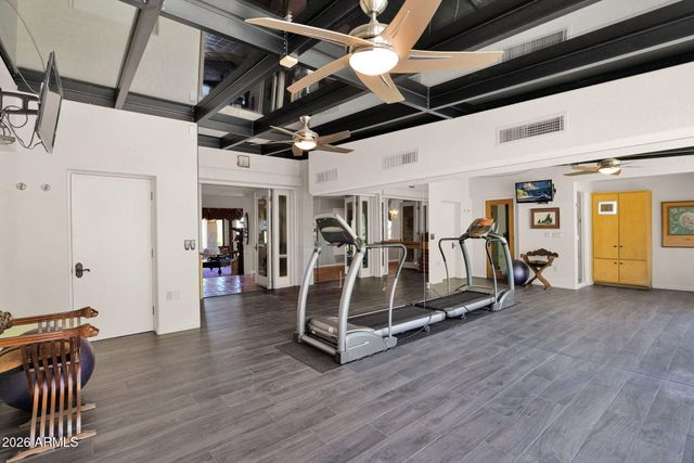 8129 N 54TH Street N, Paradise Valley, AZ 85253