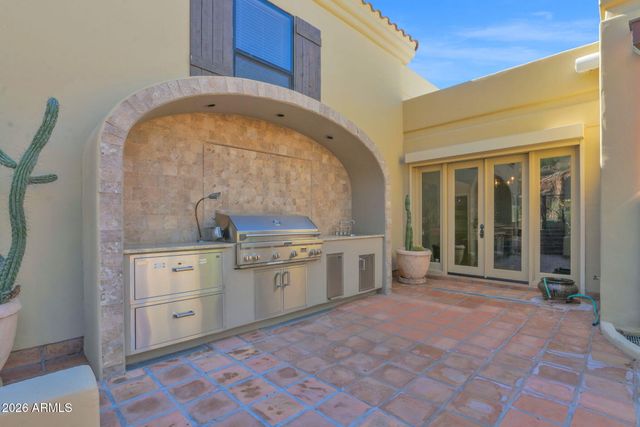 8129 N 54TH Street N, Paradise Valley, AZ 85253