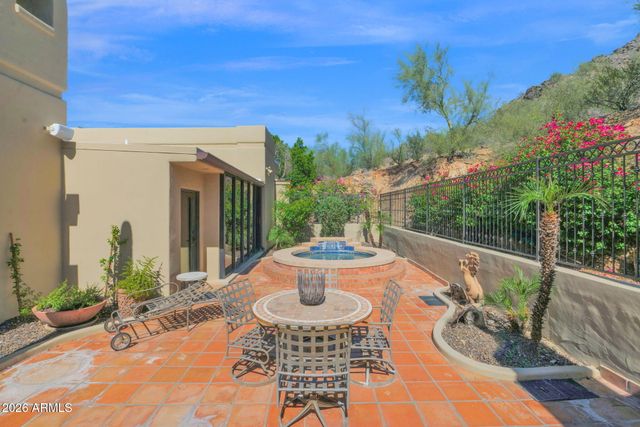 8129 N 54TH Street N, Paradise Valley, AZ 85253