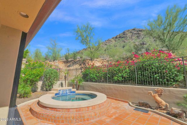 8129 N 54TH Street N, Paradise Valley, AZ 85253