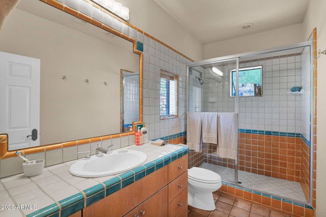 8129 N 54TH Street N, Paradise Valley, AZ 85253