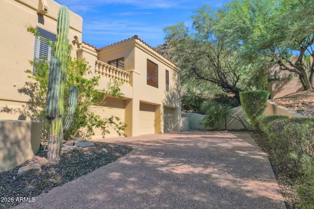 8129 N 54TH Street N, Paradise Valley, AZ 85253