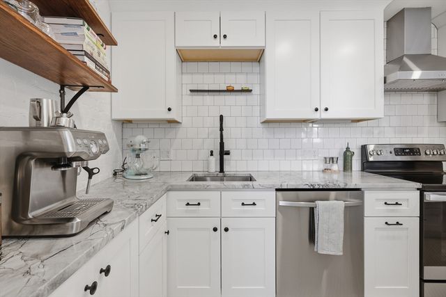 99 Gove Street 16, Boston, MA 02128