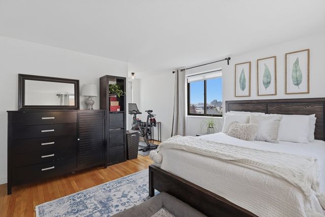 99 Gove Street 16, Boston, MA 02128