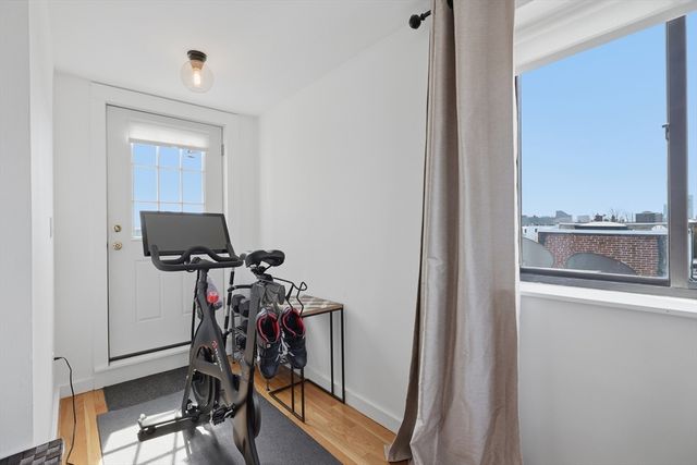 99 Gove Street 16, Boston, MA 02128