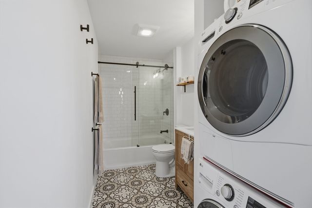 99 Gove Street 16, Boston, MA 02128