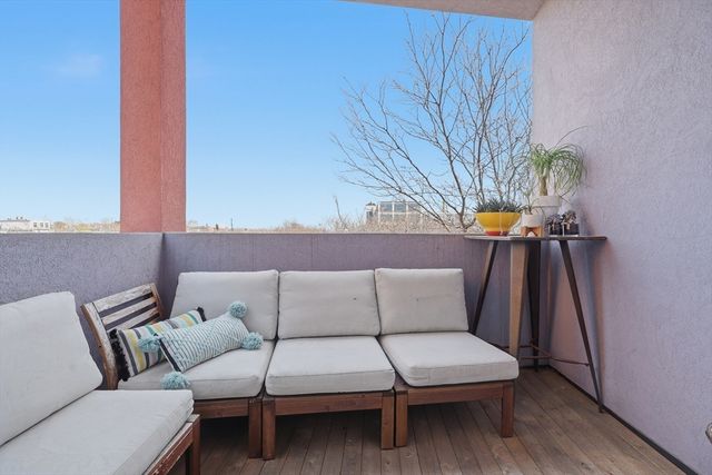 99 Gove Street 16, Boston, MA 02128