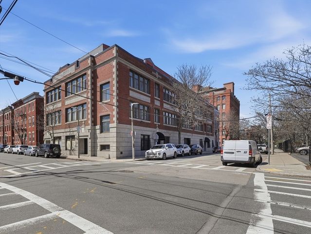 99 Gove Street 16, Boston, MA 02128