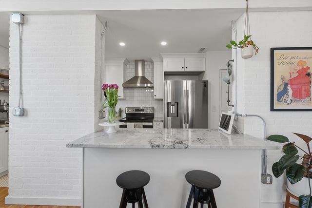 99 Gove Street 16, Boston, MA 02128