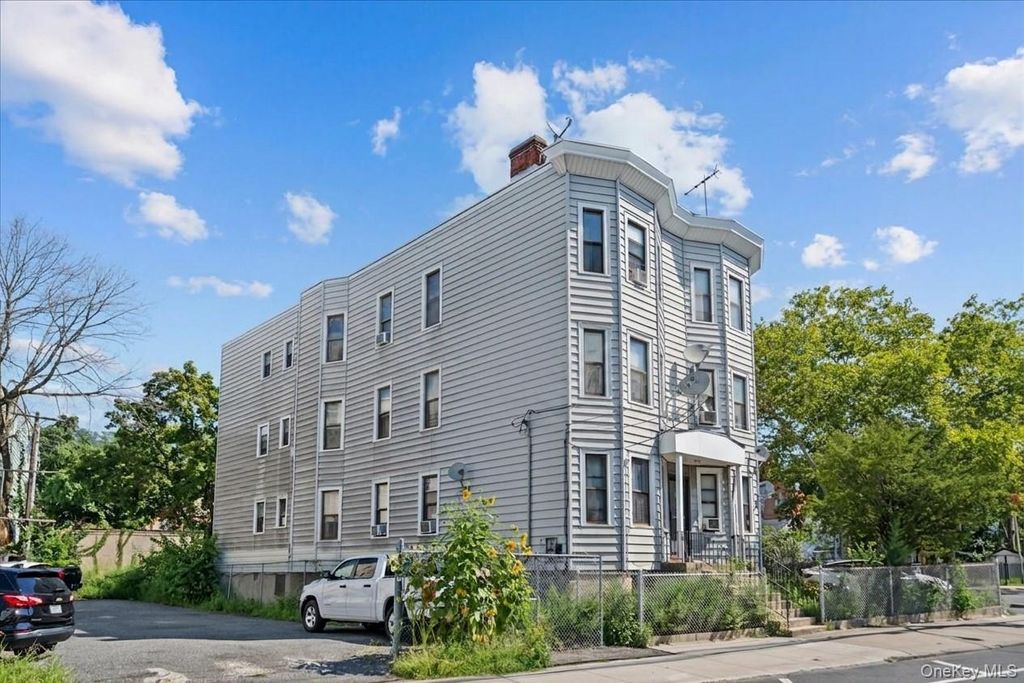 33 Radford Street, Yonkers, NY 10705 — photo 3