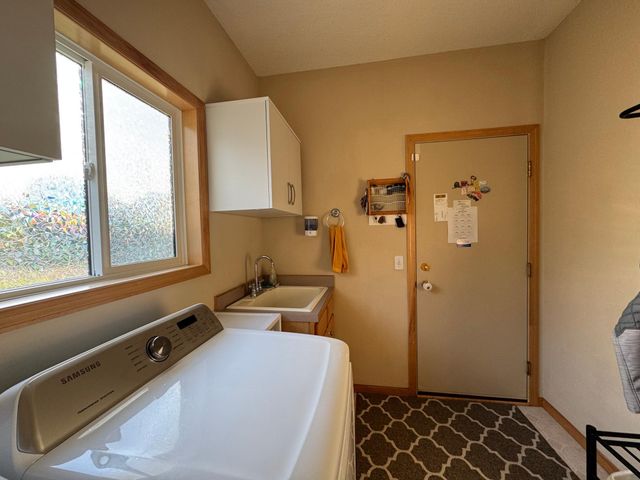 474 Bluebird Lane, Woodbury, MN 55125