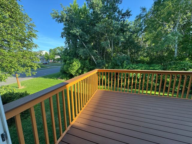 474 Bluebird Lane, Woodbury, MN 55125