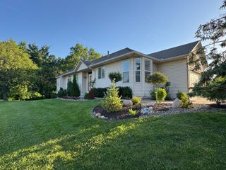 474 Bluebird Lane, Woodbury, MN 55125