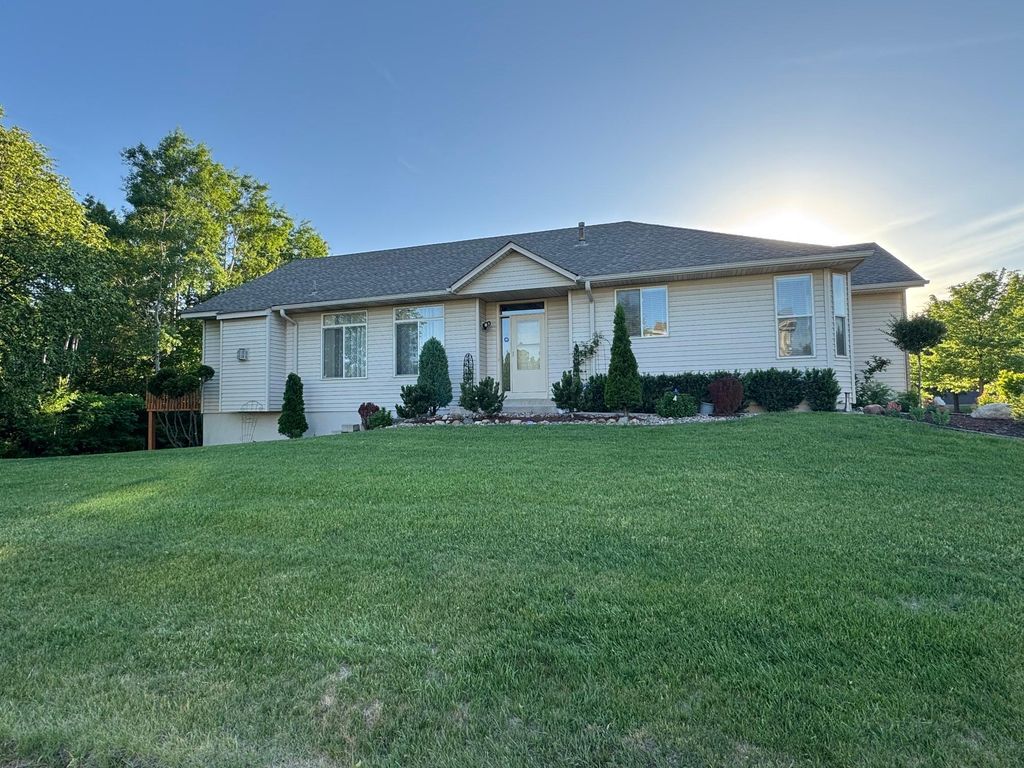 474 Bluebird Lane, Woodbury, MN 55125 — photo 2
